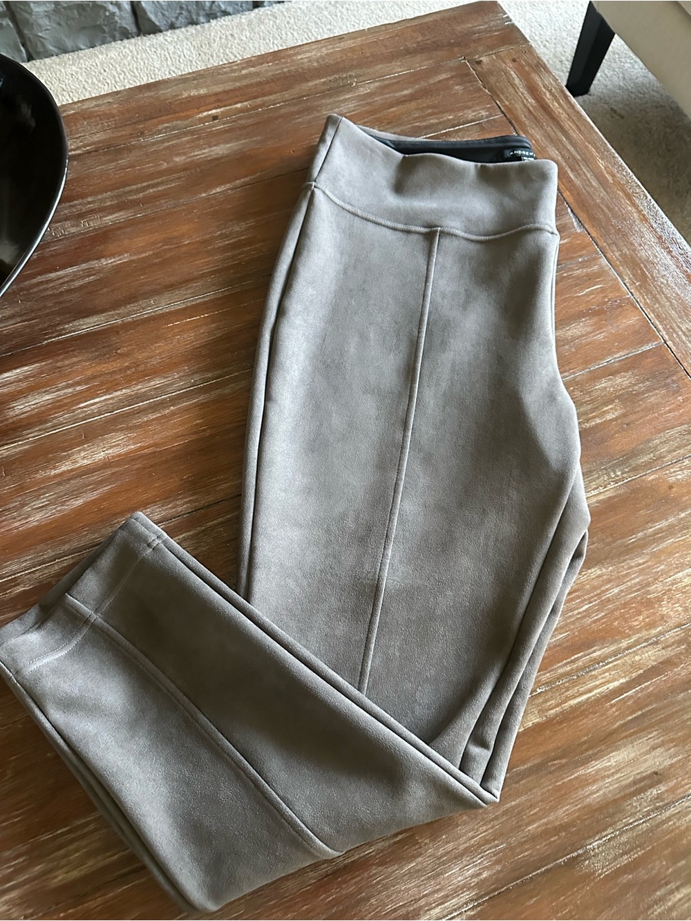 Andrew Marc Taupe Pants - Picture 4 of 4
